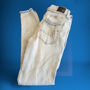AMERICAN EAGLE OUTFITTERS ~ Jeans